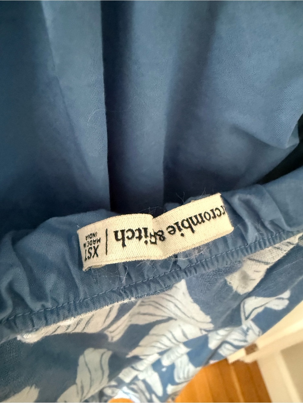 Abercrombie & Fitch Light Blue Shell Print Dress - Picture 8 of 9